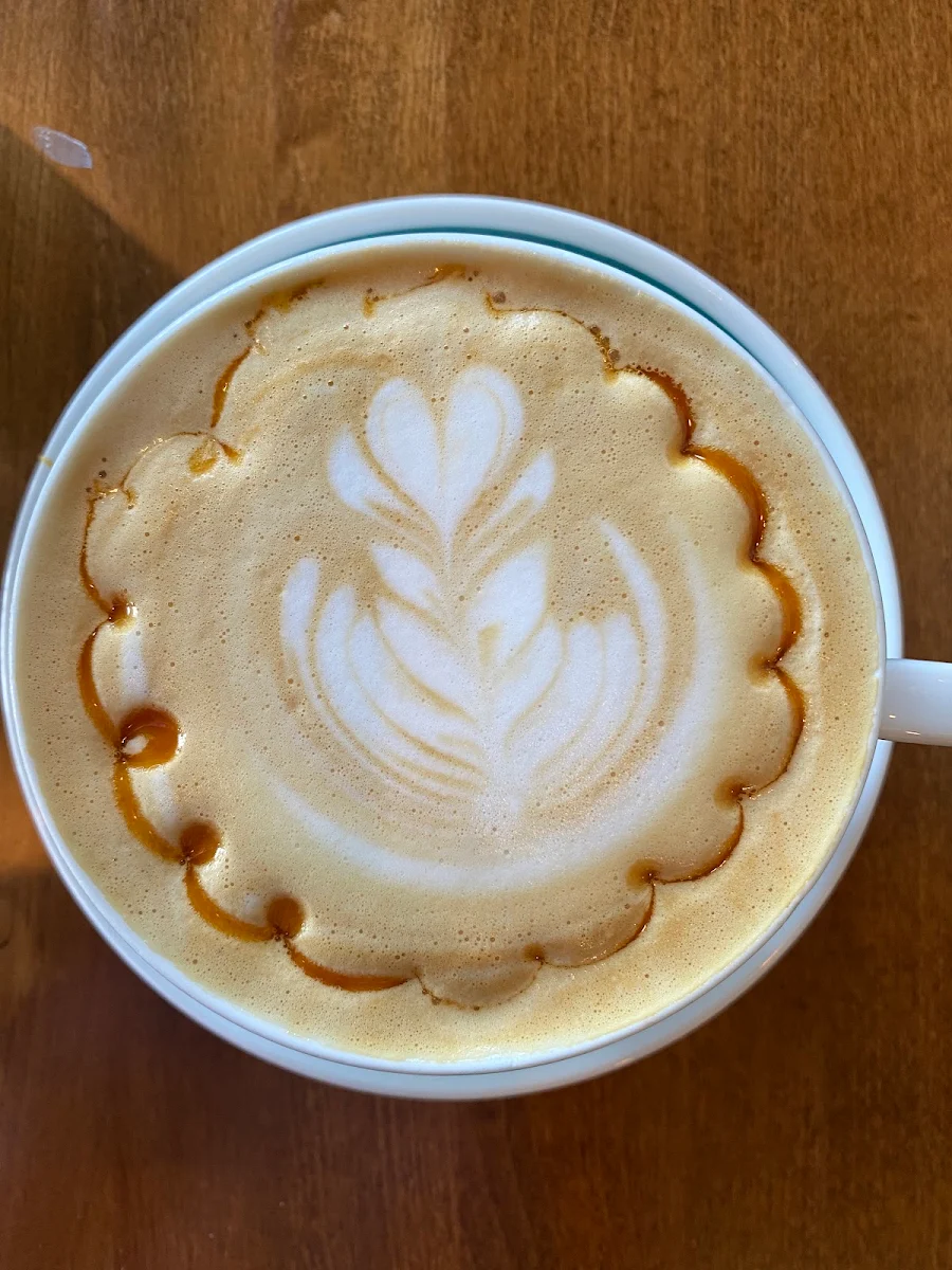 Hazelnut Latte & French Vanilla Latte
