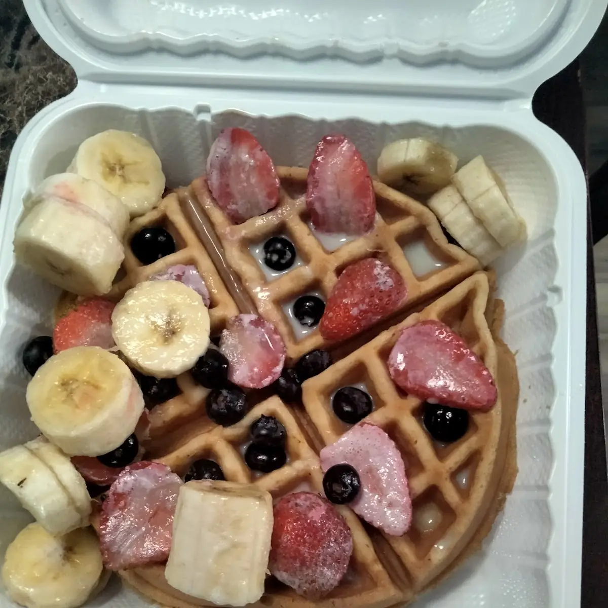 Belgium Waffle with Fruit