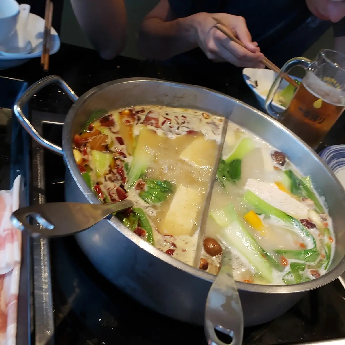 Two Flavor Split Hot Pot
