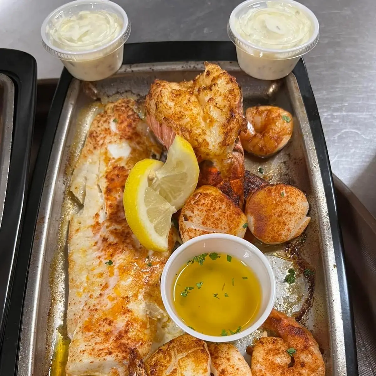 Kmjbroiled Seafood Platter