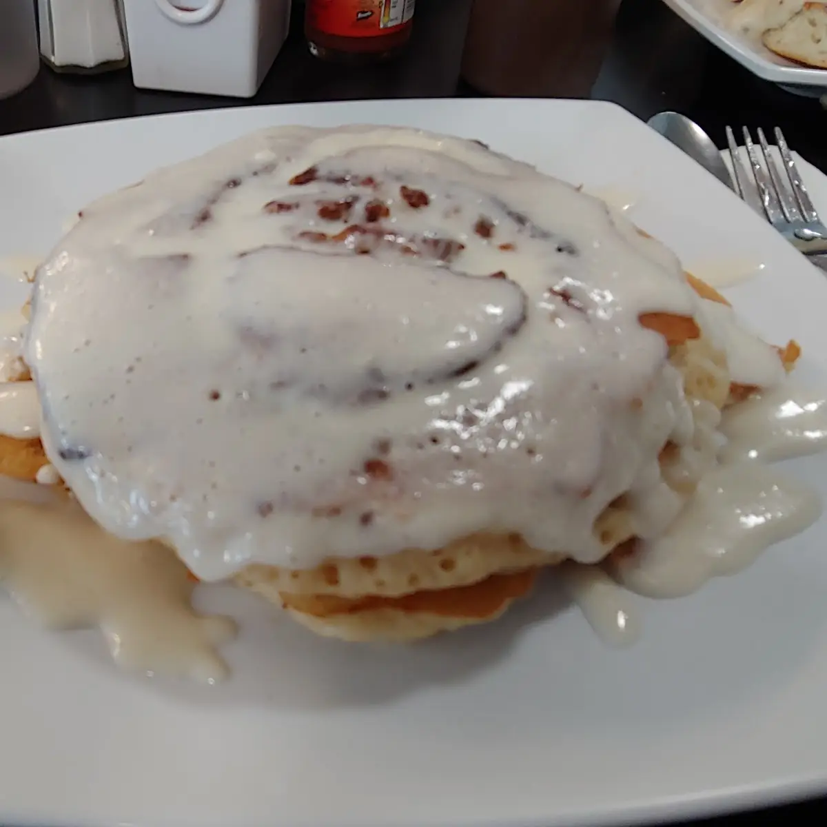 Cinnamon Roll Pancakes