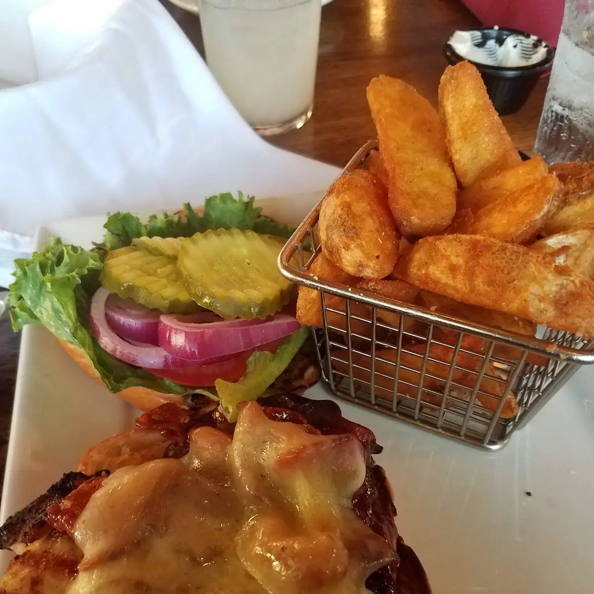 Applewood Bacon Cheddar Burger