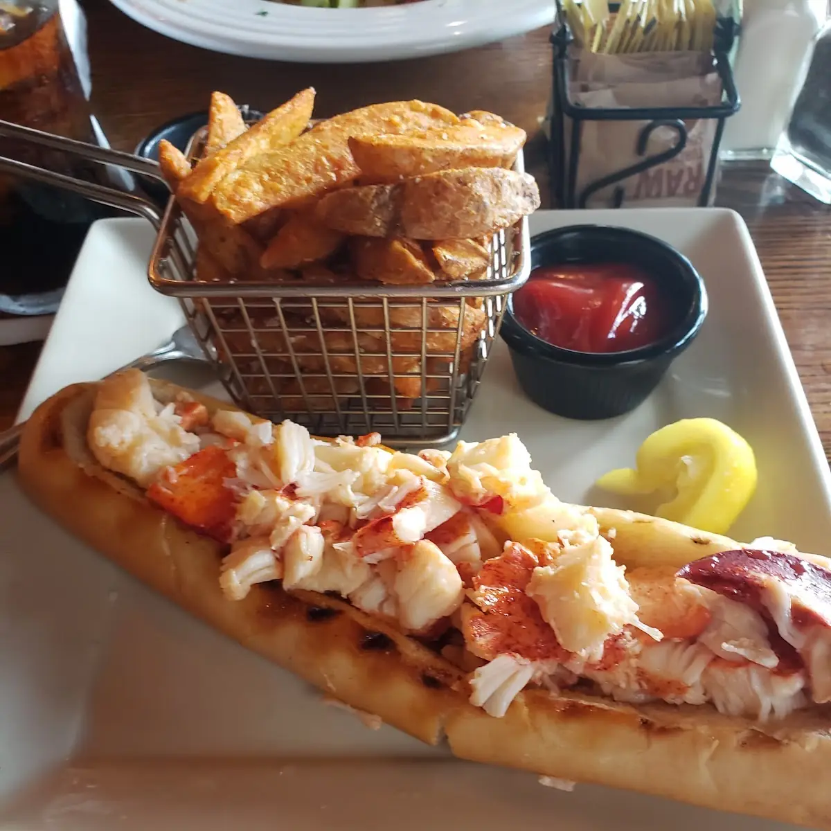Maine Lobster Roll