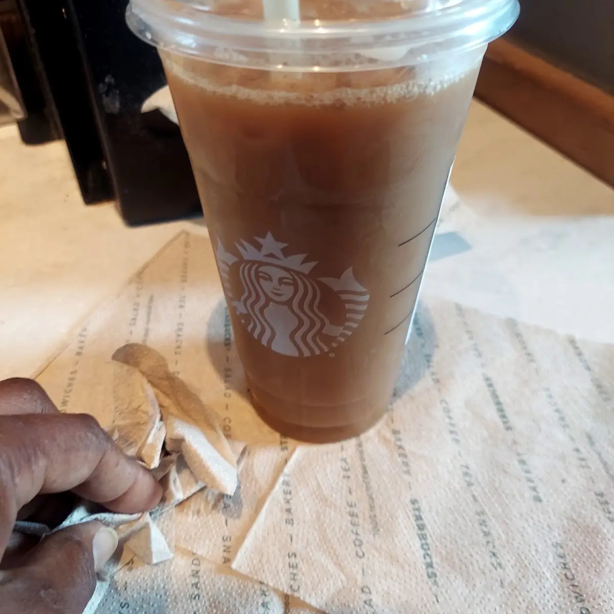 Venti Iced Americano