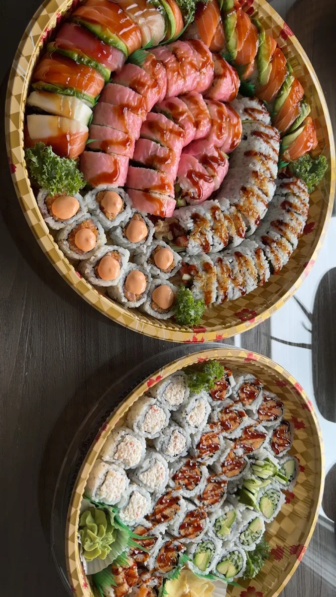 Highlights, Dani sushi