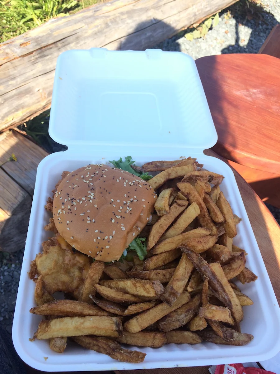 Fish Burger and Fries, Patagón