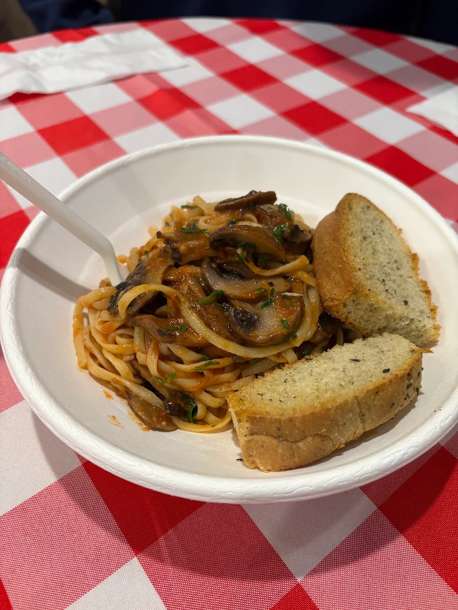 Linguini with Pomodoro Sauce, Napoli Pasta Studio