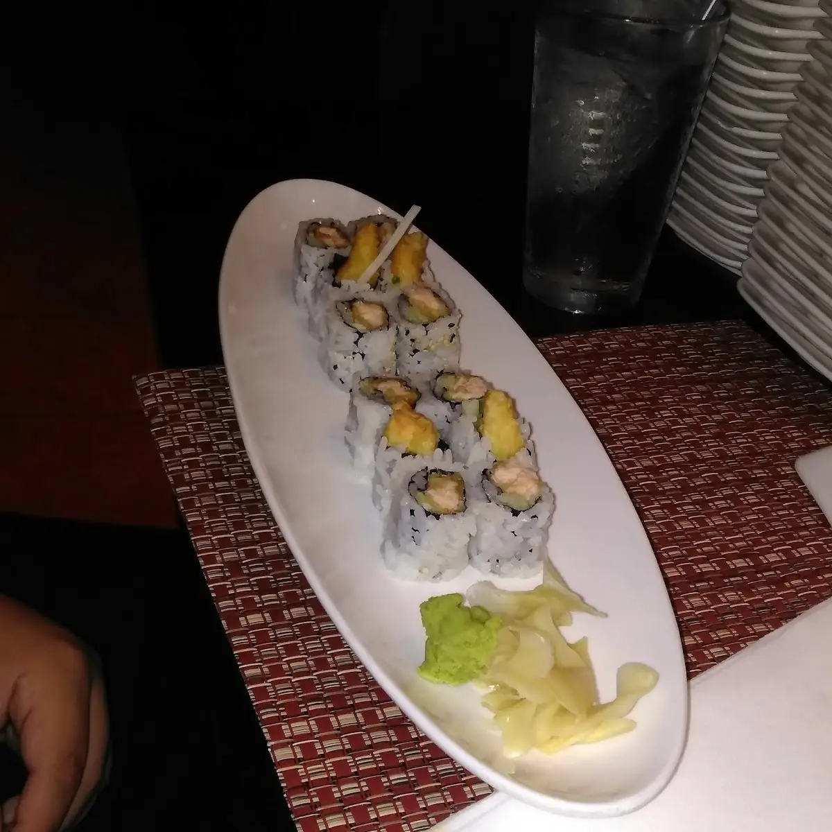 Assorted Sushi and Sashimi Regular