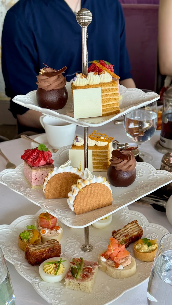 Afternoon Tea, Five Sails Restaurant