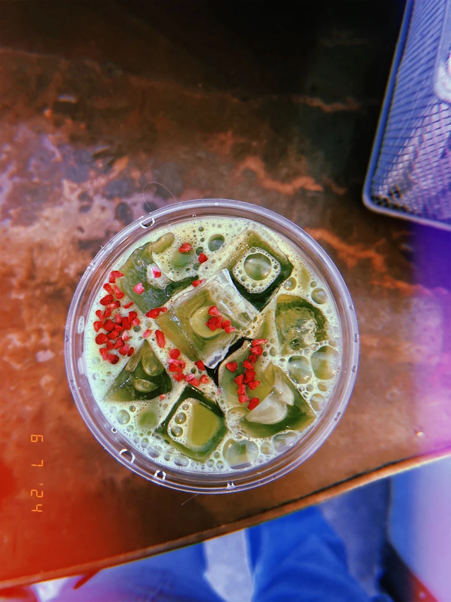 Berry Matcha Latte
