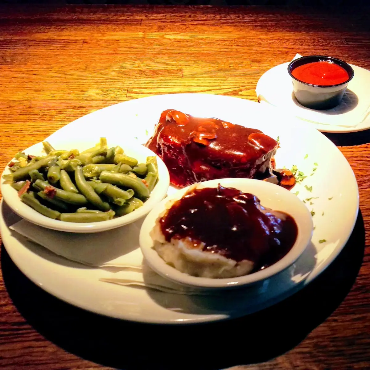 Meatloaf Green Beans Mashed Potatoes