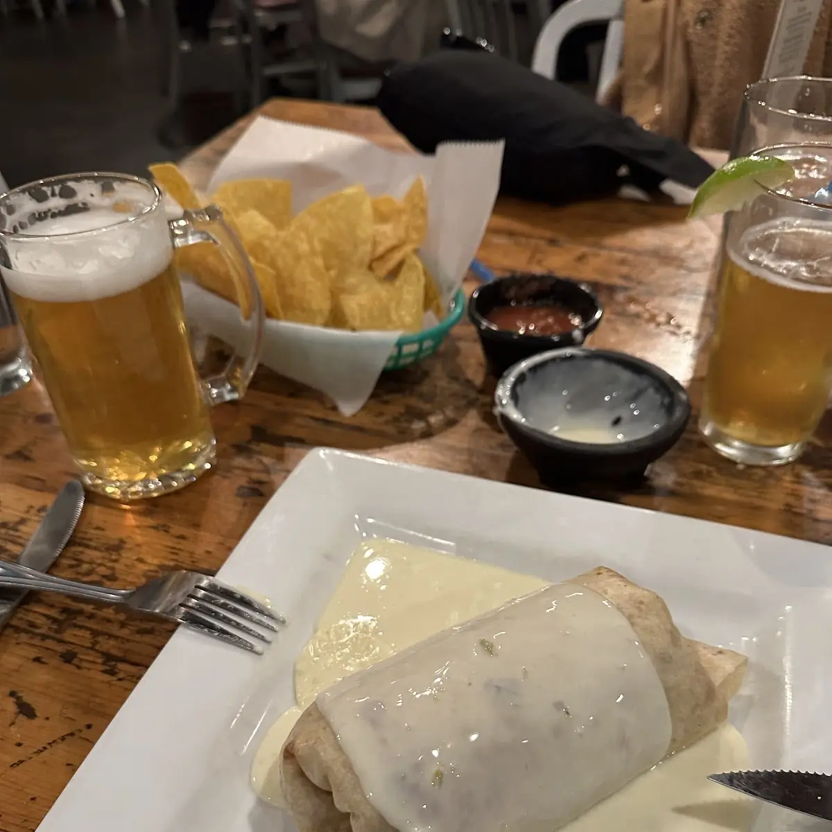 Con Queso Burrito Mexicano