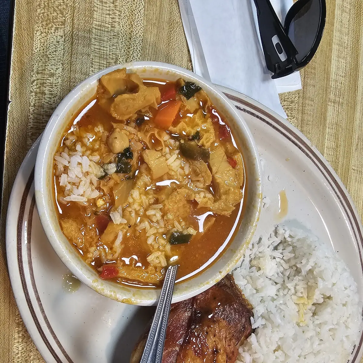 Mondongo Con Arroz Blanco