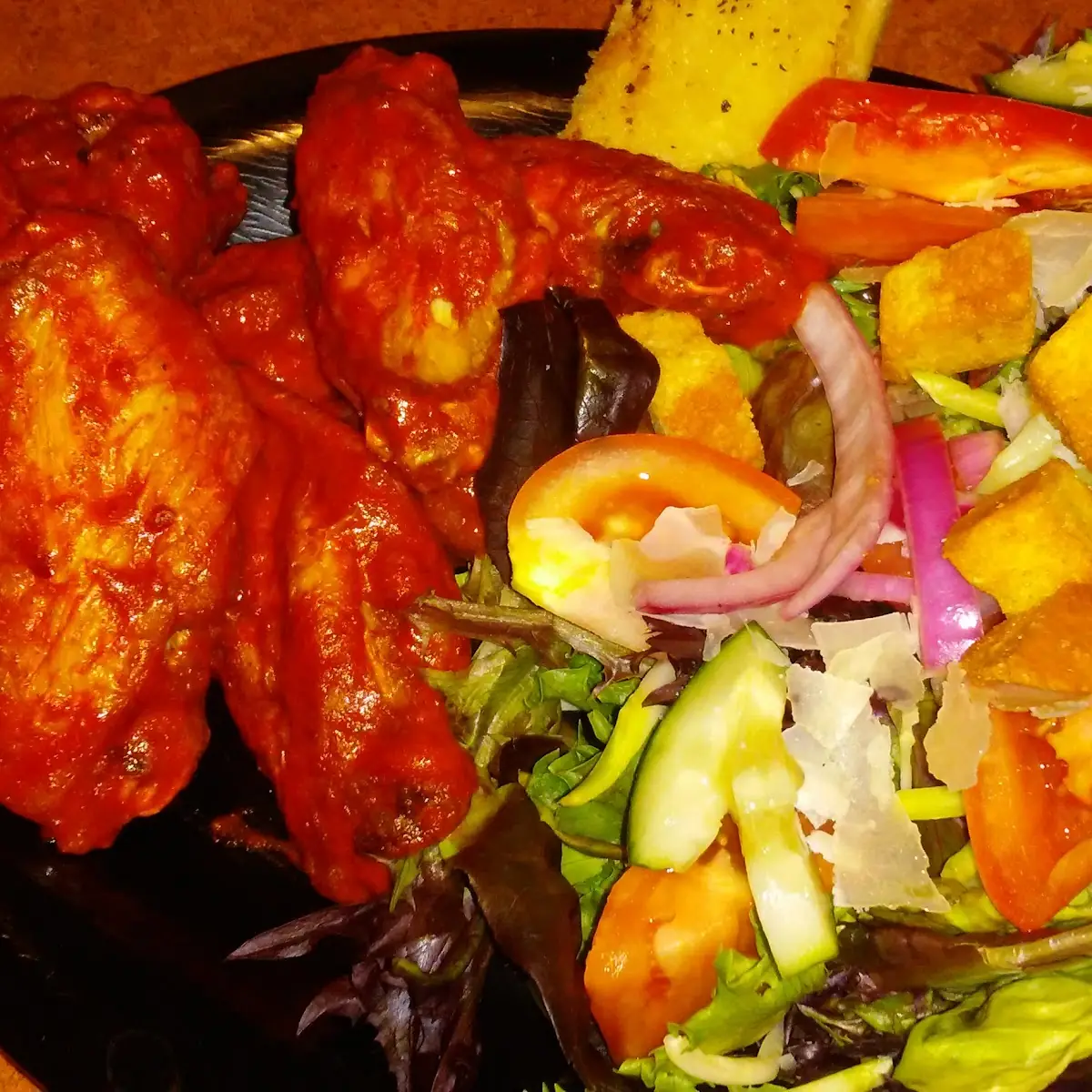 Blazin Wings