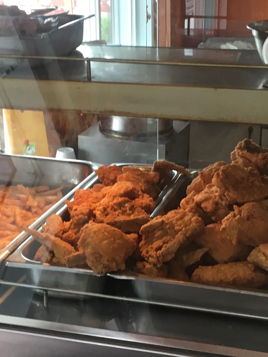 Poulet Croustillant, P'Tite Maison (La)