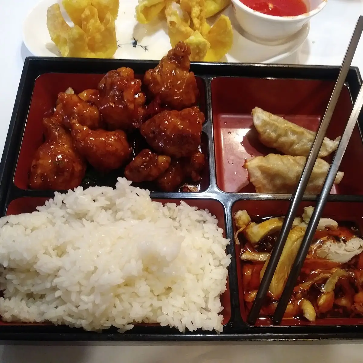 General TSO's Chicken Bento Lunch 9 and Some Change