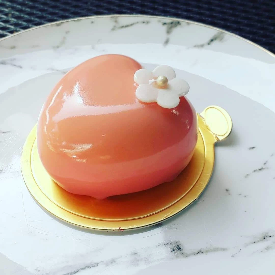 White Chocolate Strawberry Mousse Cake
