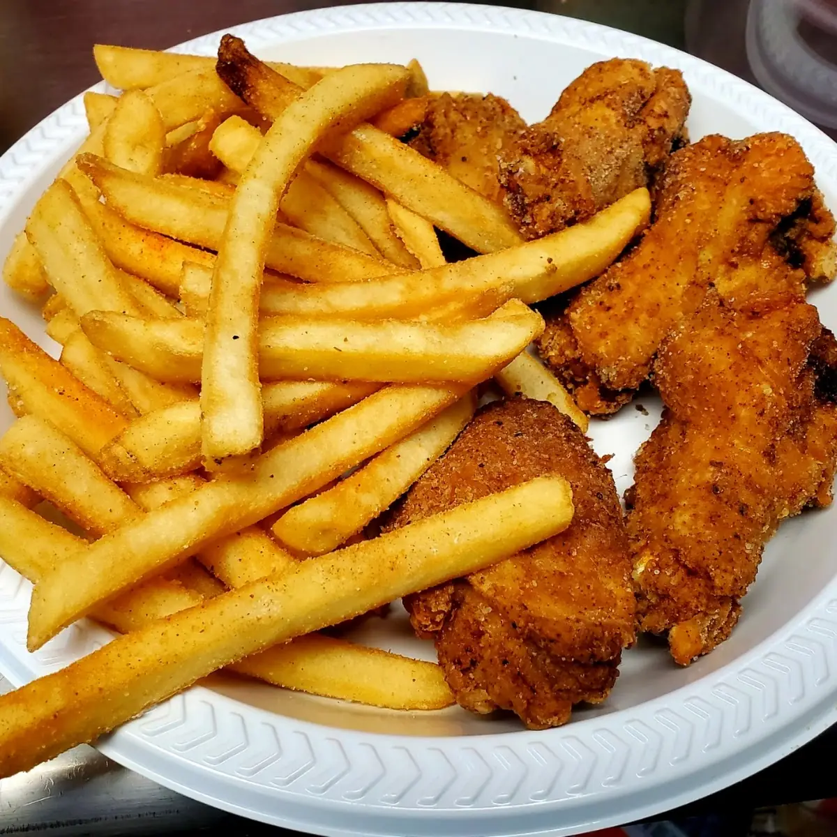 Famous Fried Chicken Wings Dinner