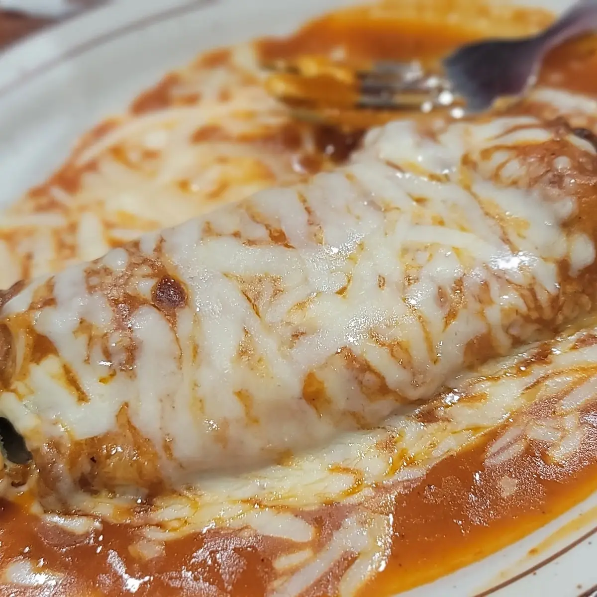 16. Chile Relleno, Burrito
& Chicken Quesadilla