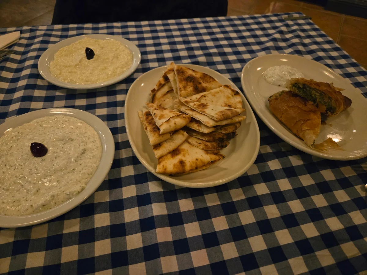 Pita & Tzatziki