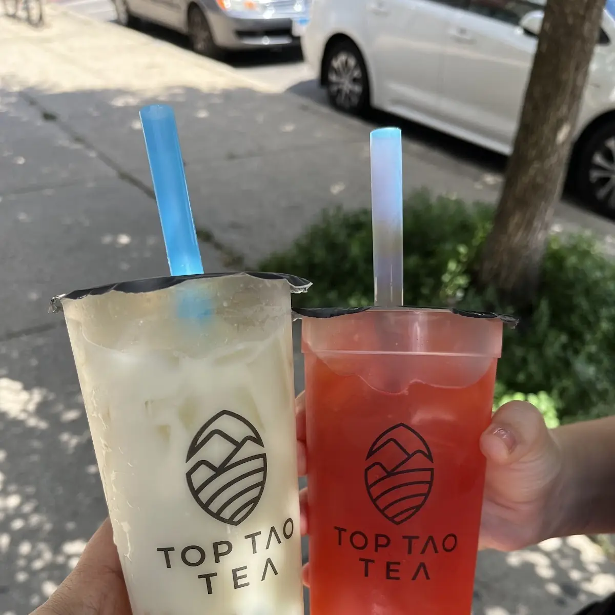Tea with Lychee Jelly