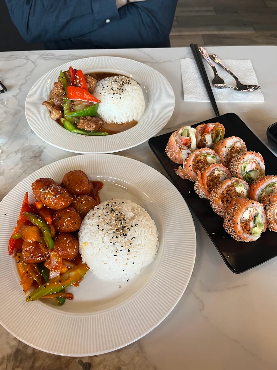 Highlights, Restaurant Ozen