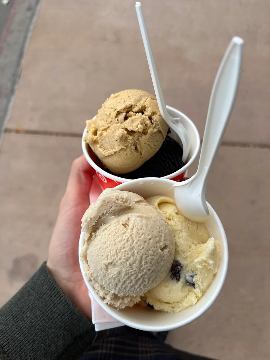 Black Magic & Pumpkin Spice on Top Rum Raisin & Lavender on Bottom