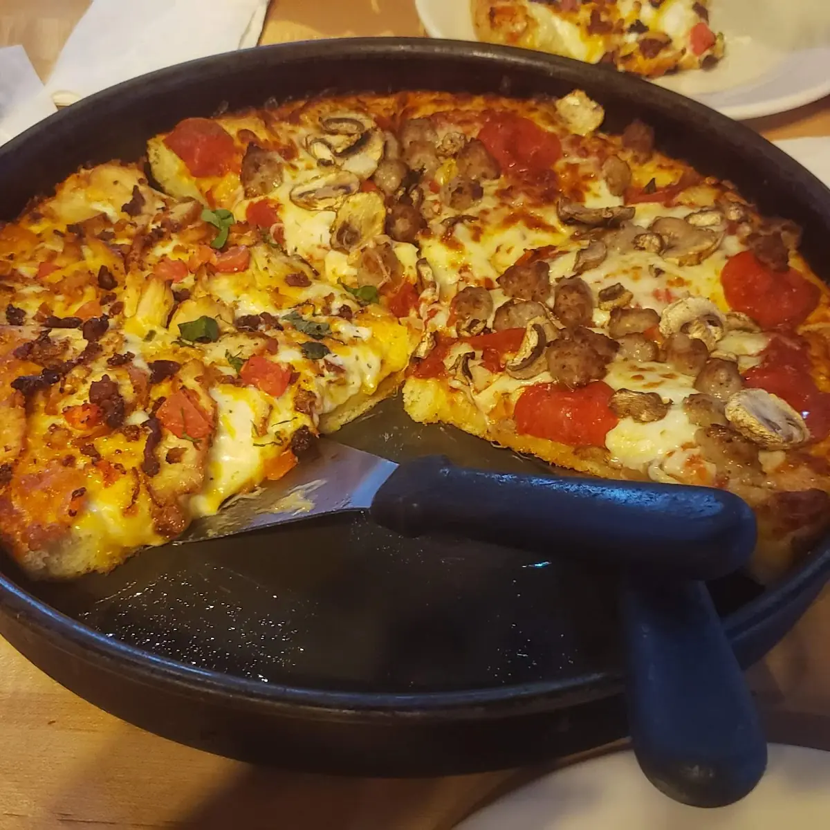 Pan Pizza