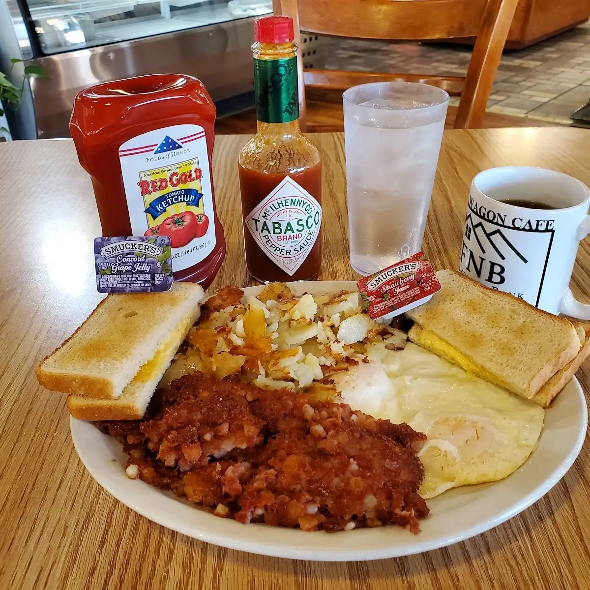 Corned Beef Hash & Eggs