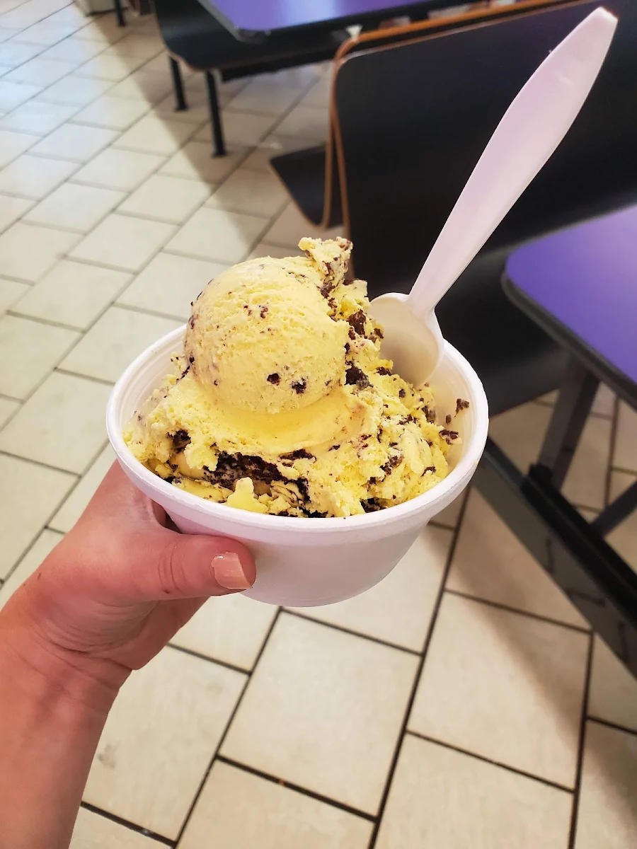 Cake Batter Oreo