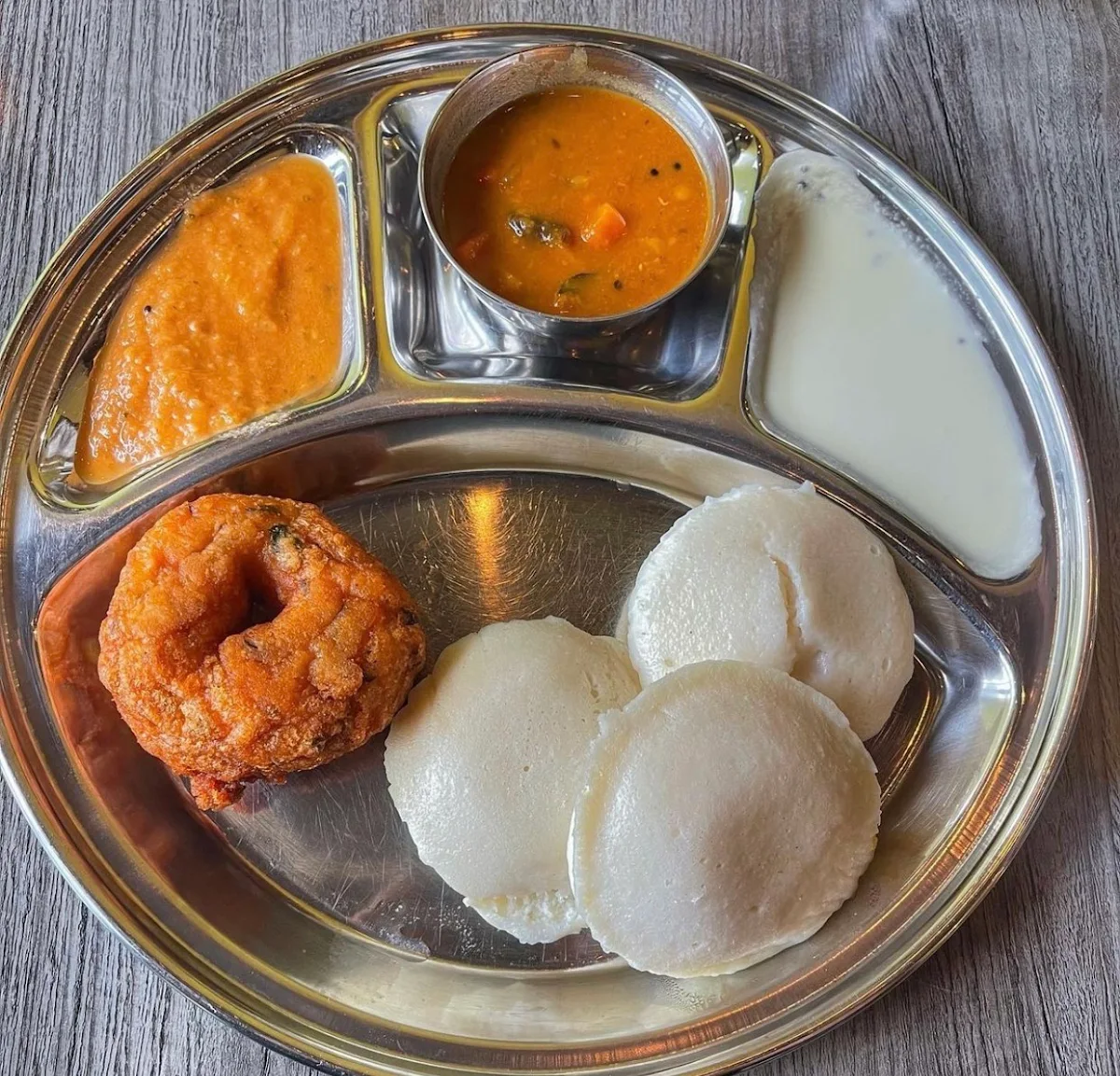 Sambar Idly or Rasam Idly