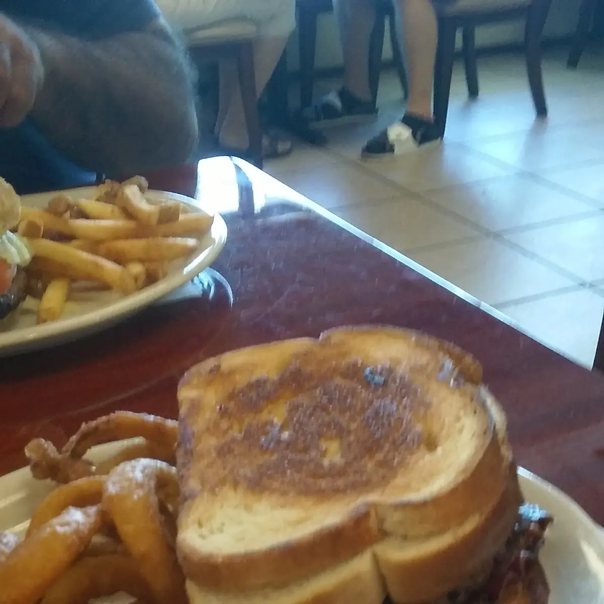 Ultimate Grilled Cheese Burger