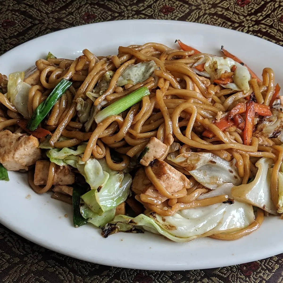 Tofu Chow Mein