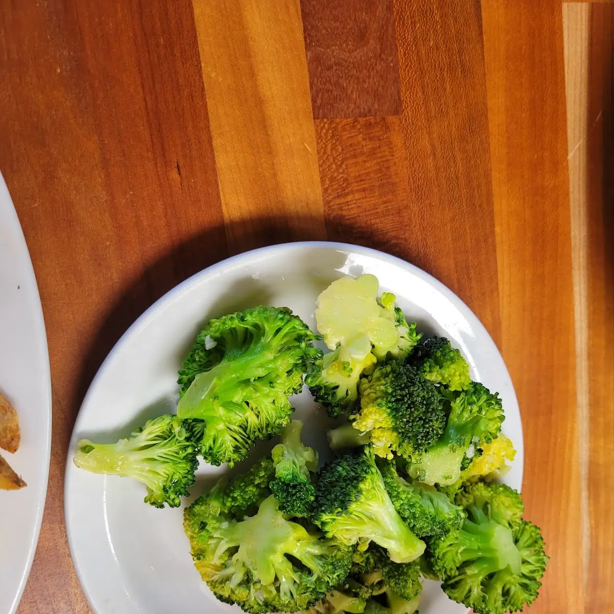 Fresh Steamed Broccoli