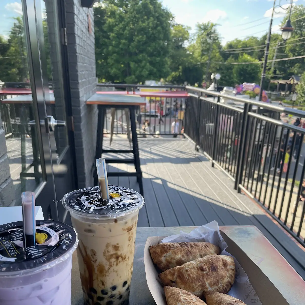 Taro and Brown Sugar Milk Tea with Tapioca