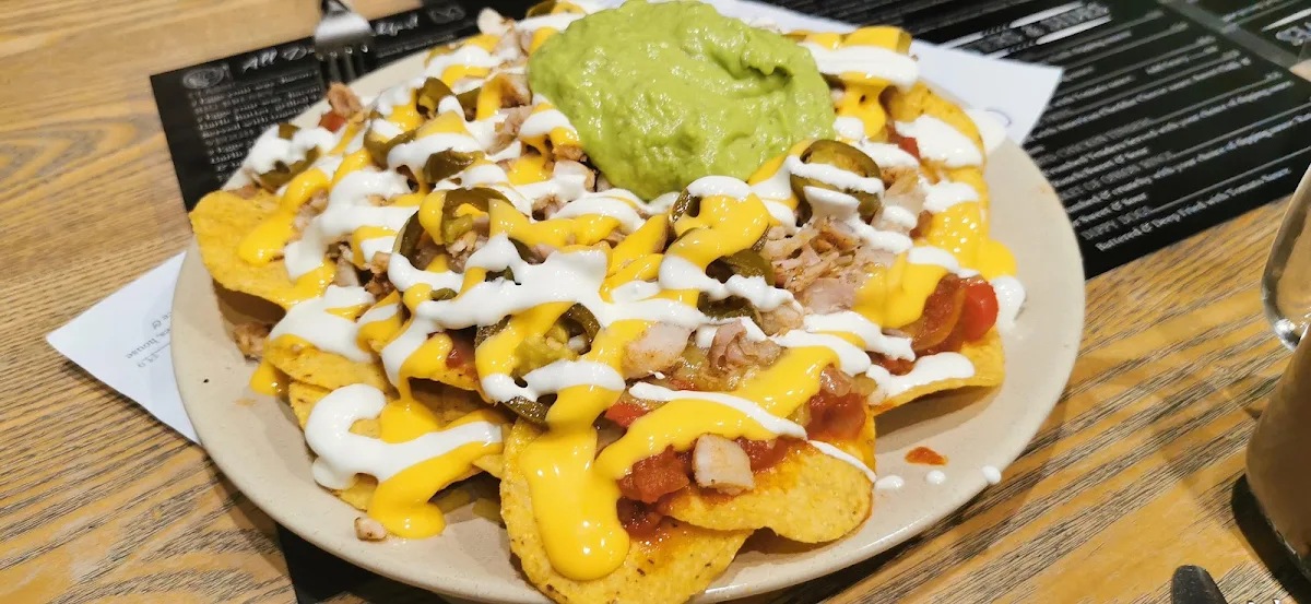 Nachos with Chicken, Relish on Main