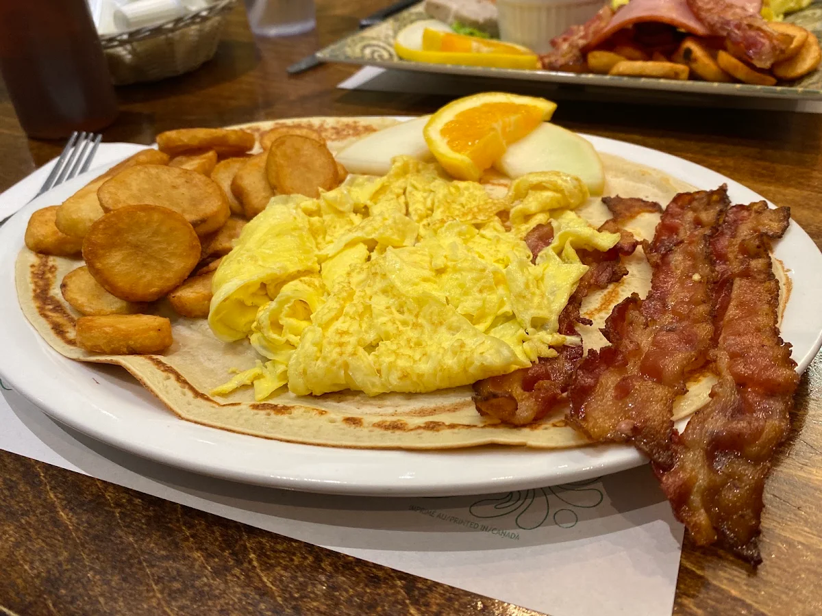Œufs Brouillés Et Bacon