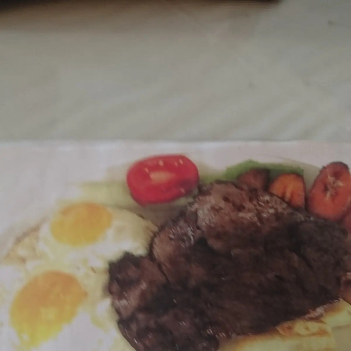 Lomo Montado Huevos
