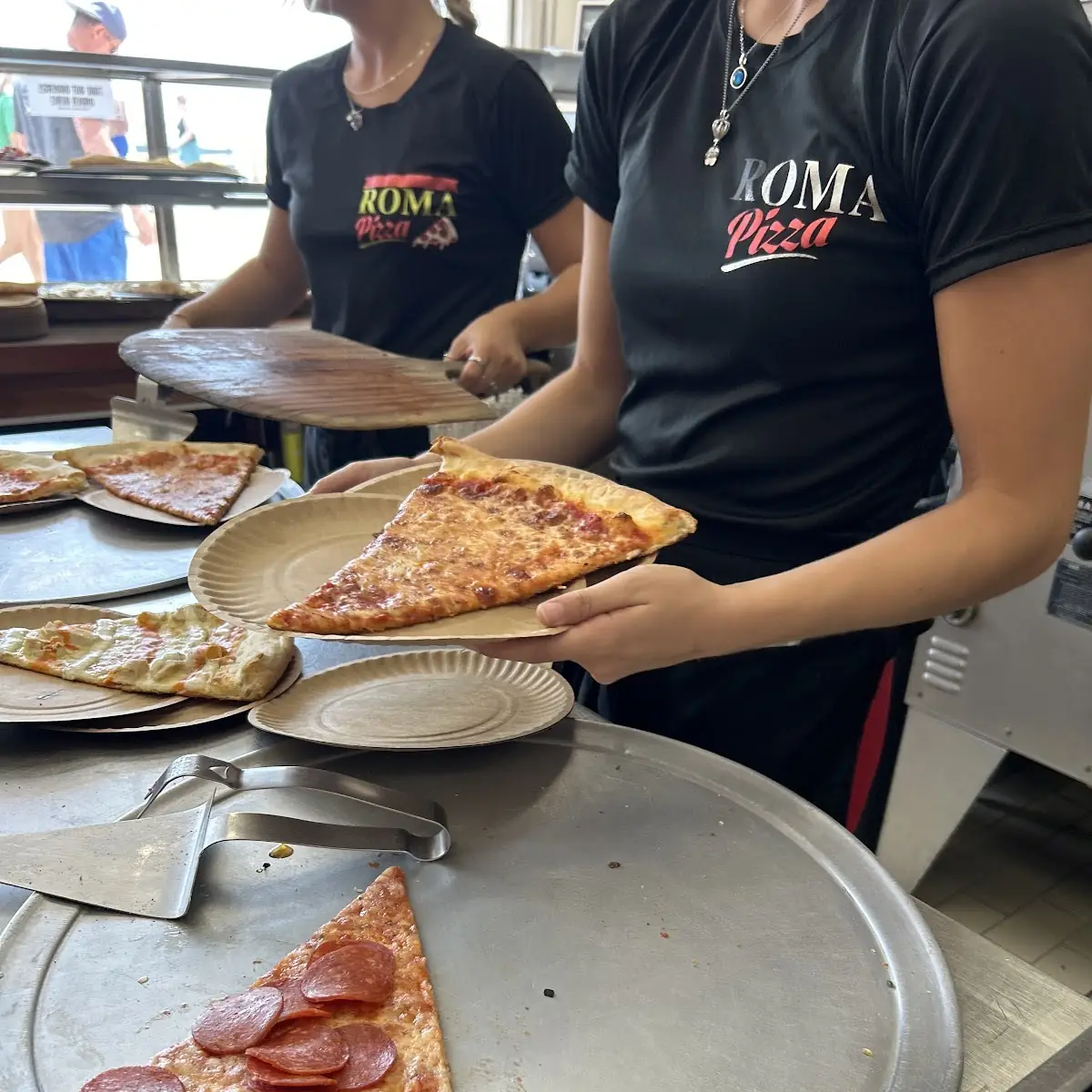 Pepperoni Pizza 22 Inch