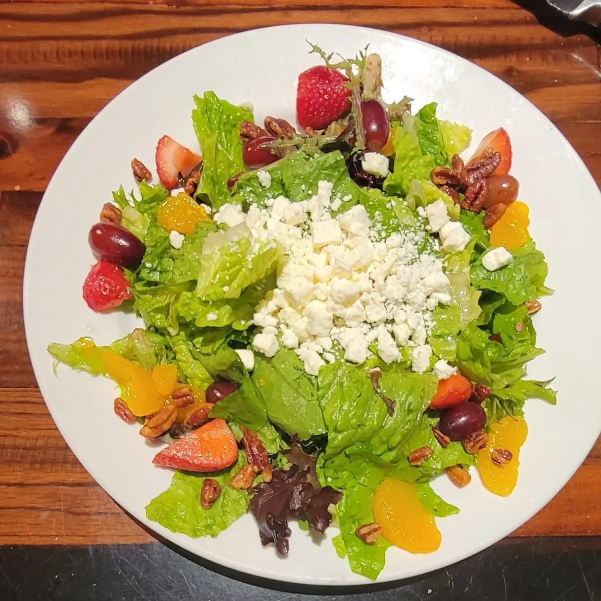 Strawberry & Pecan Salad