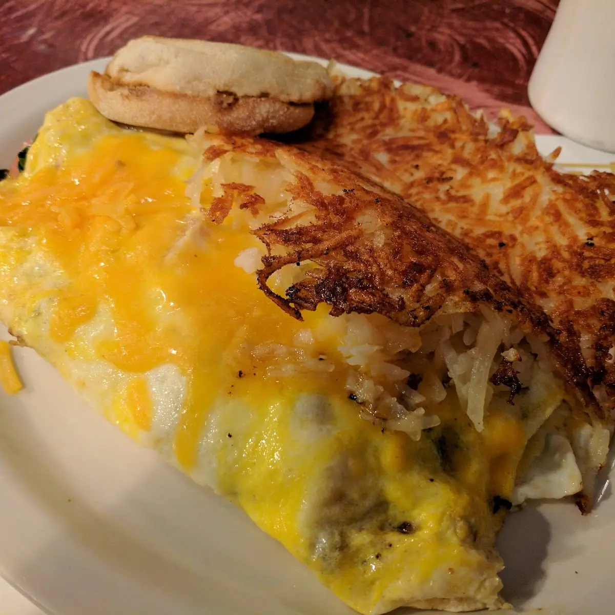 Everything Omelet w Hash Browns