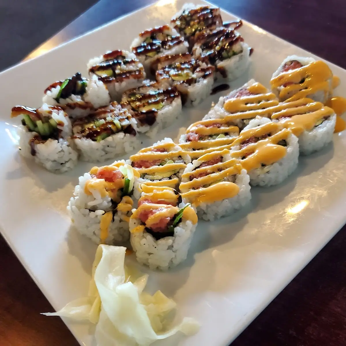 Spicy Tuna Roll & Eel Roll