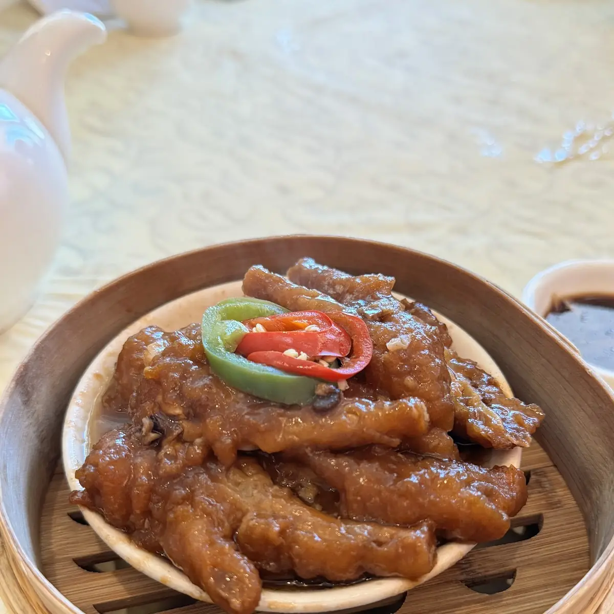 Steamed Chicken Feet
