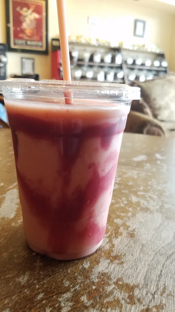 Raspberry Peach Smoothie