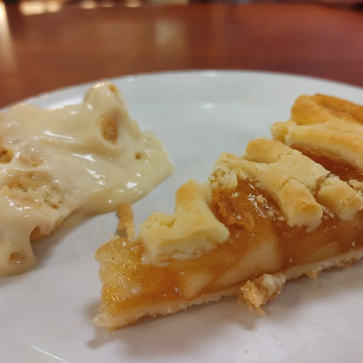 Apple Pie and Banana Pudding