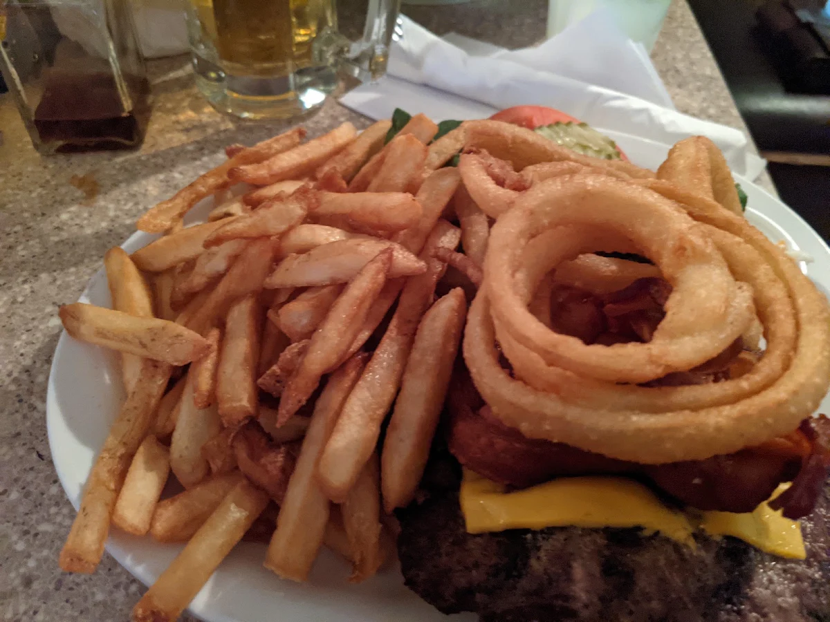 Dimitri's Burger