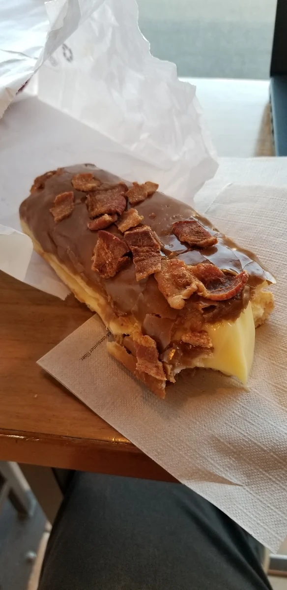 Maple Bacon Long John w Bavarian Cream