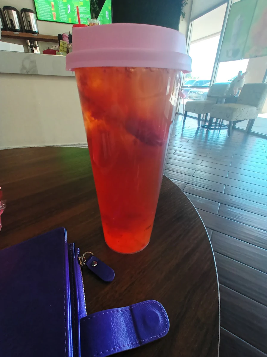 Peach Tea with Strawberry Boba