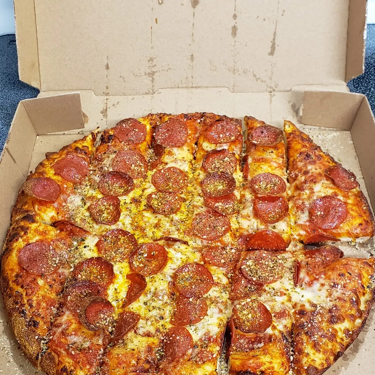 Zesty Pepperoni Pizza