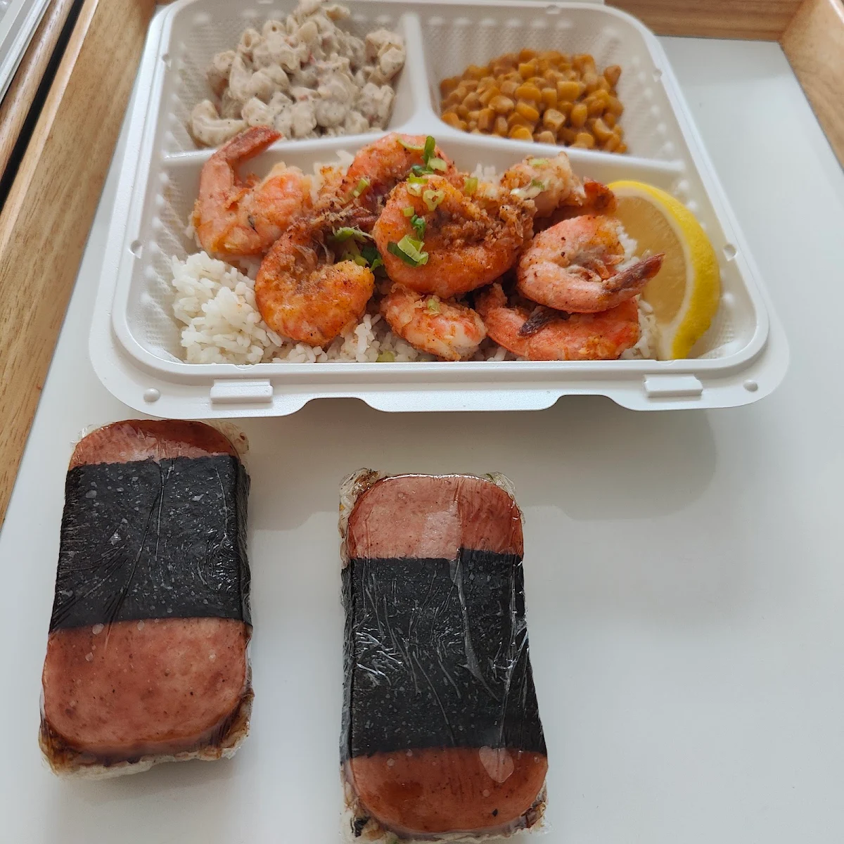 Hawaiian Garlic Shrimp Tail On, Aloha Hawaiian Grill